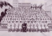 1972k 幼稚園畢業照